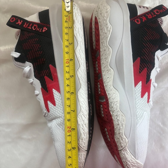 Adidas Time Dame 4th QTR K.O. men’s size 9 - Picture 4 of 11